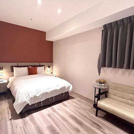 Fun Stay Inn Ximen ไทเป ภายนอก รูปภาพ