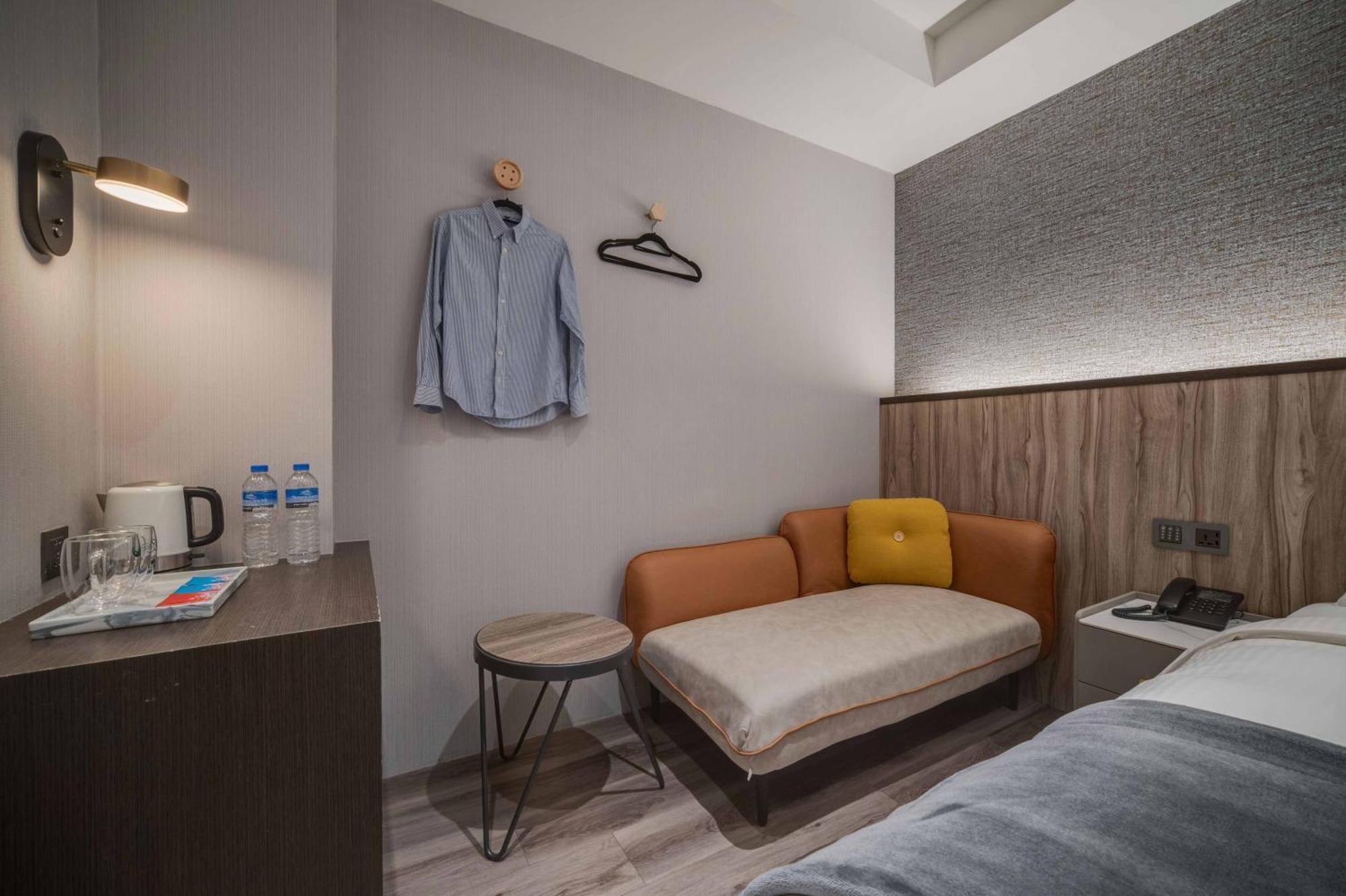 Fun Stay Inn Ximen ไทเป ภายนอก รูปภาพ