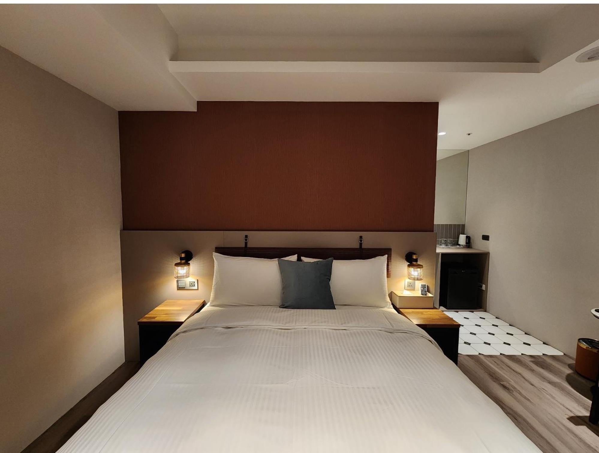Fun Stay Inn Ximen ไทเป ภายนอก รูปภาพ