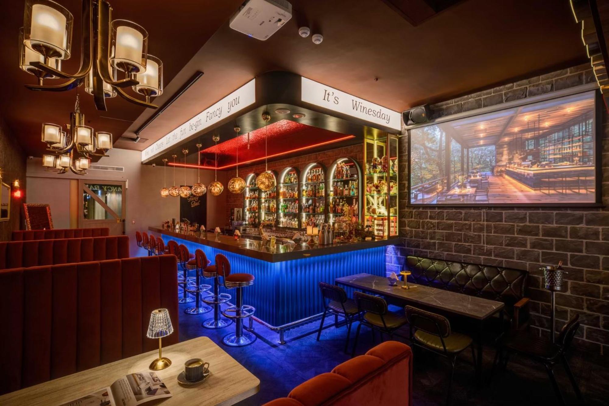 Fun Stay Inn Ximen ไทเป ภายนอก รูปภาพ